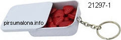 גם פינוק באירוע, גם מתנה לאורחים - קופסא עם מחזיק מפתחות וסוכריות בצורת לב